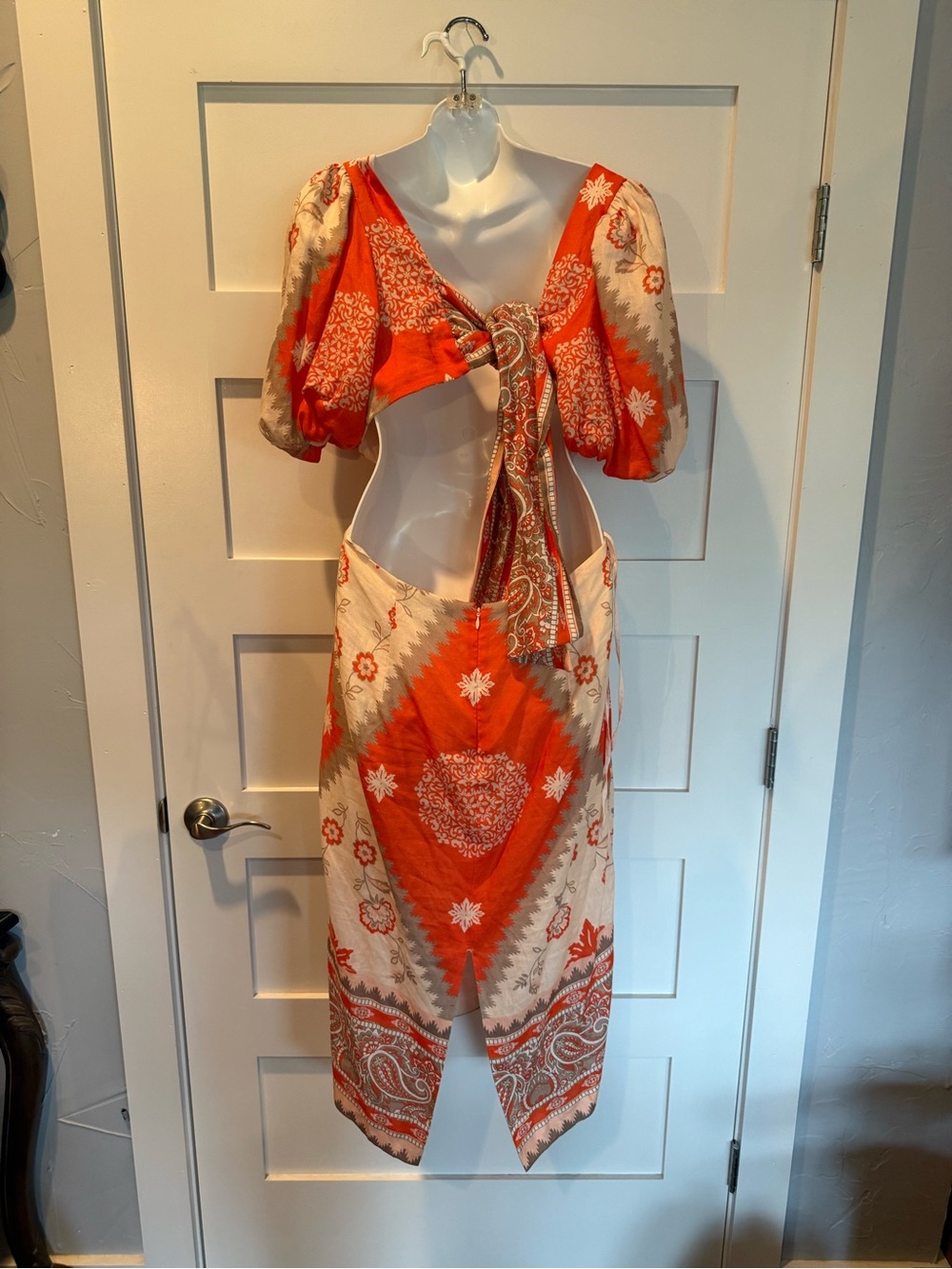ANTONIO MELANI Orange and Cream Printed Puff-Sleeve Midi Dress - Picture 4 of 4